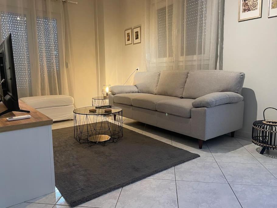 Letty'S Cozy Flat Apartment Peraía 外观 照片