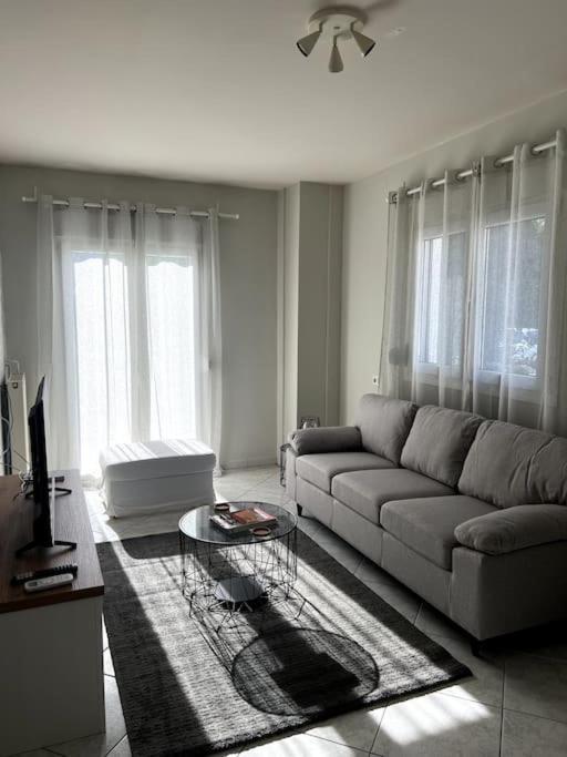 Letty'S Cozy Flat Apartment Peraía 外观 照片