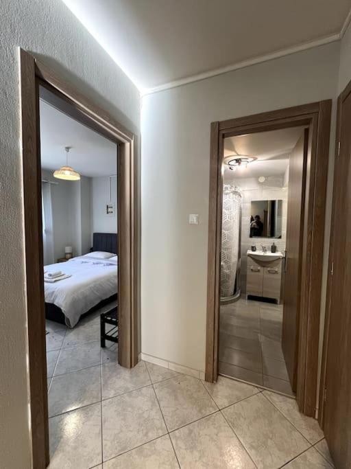 Letty'S Cozy Flat Apartment Peraía 外观 照片